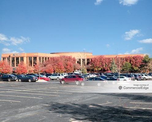 Lake Pointe office building
